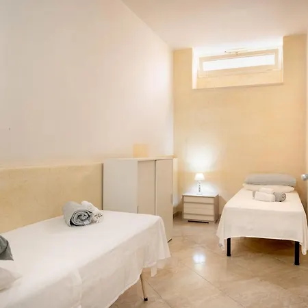 50m From The Sea - Centre San Pietro - Free Parking Apartment *